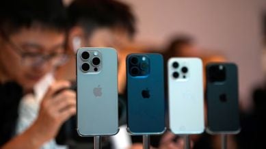 iPhone | iPhone software support | iPhone update policy