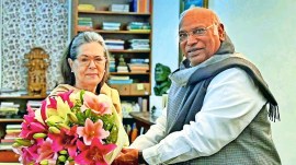 Opposition INDIA bloc, Mallikarjun Kharge, Sonia Gandhi, Narendra Modi, Bharatiya Janata Party (BJP), Congress, Lok Sabha Election Results 2024, Lok Sabha Elections 2024, Indian express news, current affairs