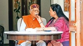 lk Advani hospitalised, L K Advani, Lal Krishna Advani, LK Advani, AIIMS, All India Institute of Medical Sciences (AIIMS), lk Advani hospitalised at aiims, Indian express news, current affairs