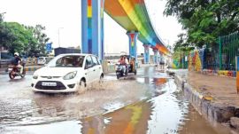 The weather bureau has kept the yellow alert in place till June 26 for Mumbai and Palghar, and an orange alert for Raigad and Thane on June 25 and 26. (File)