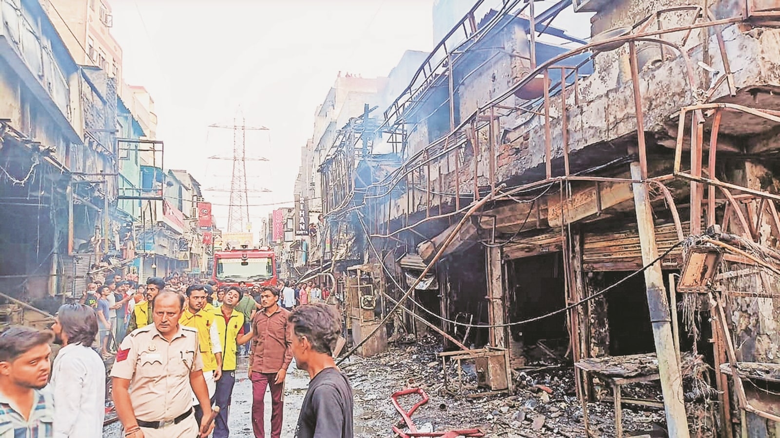 ’20-25 men in 6 rooms, 12-hour shift, no weekly off’: Former worker ...