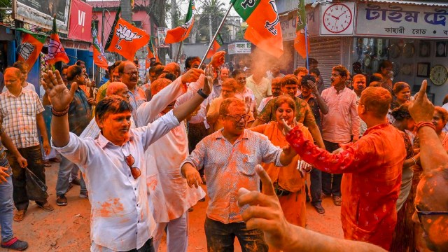 Dilip Ghosh, Ghosh slams bengal BJP, BJP, Lok Sabha elections results, bengal LS poll result, Trinamool congress, indian express news