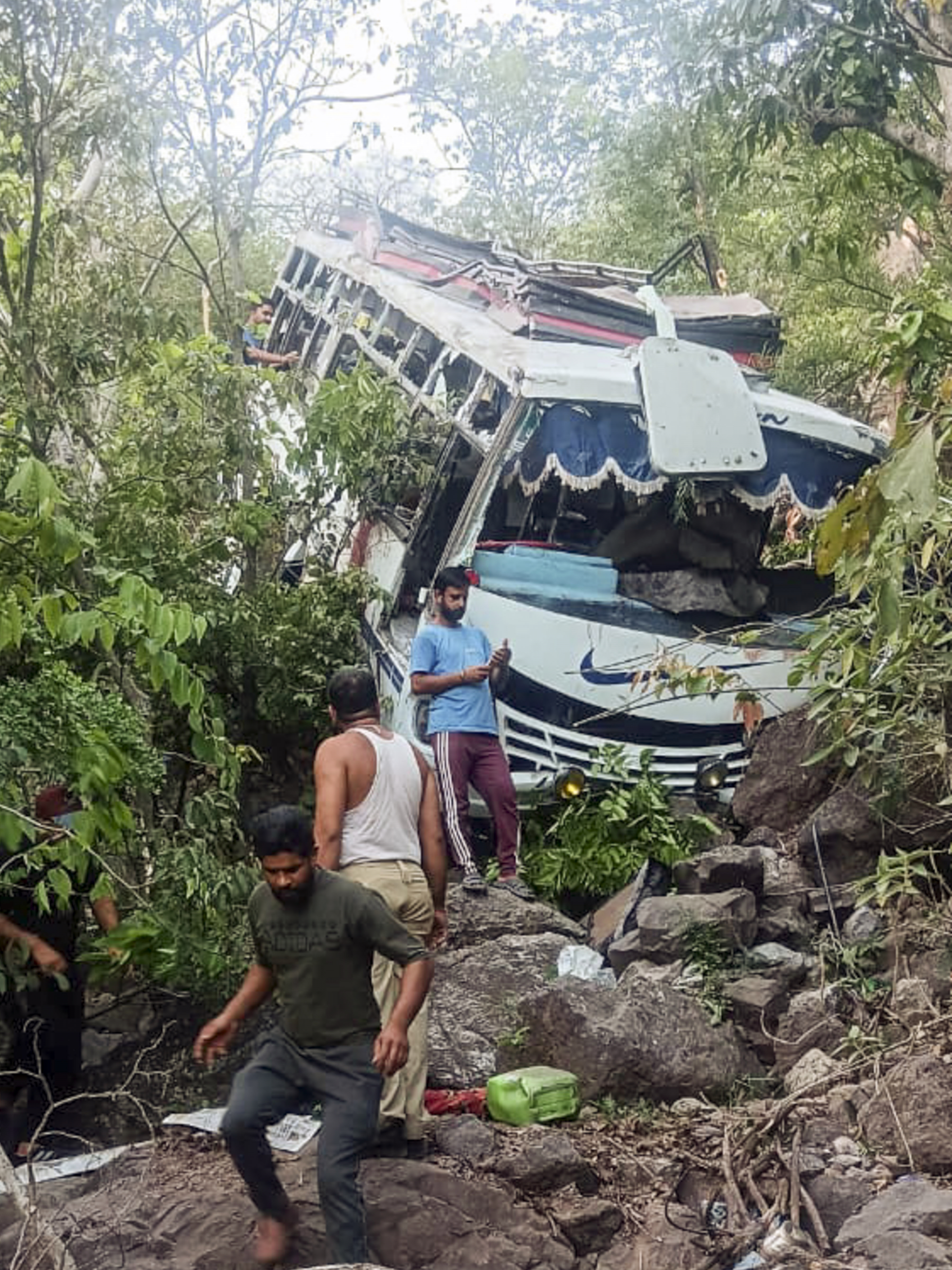 9 killed, 33 injured as terror attack sends pilgrim bus into Jammu gorge