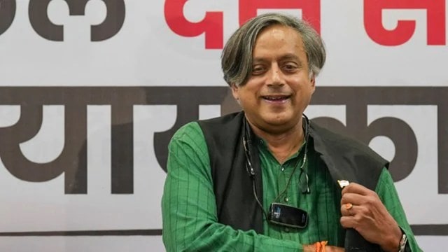 Shashi Tharoor UP viral post, UP paper leak joke