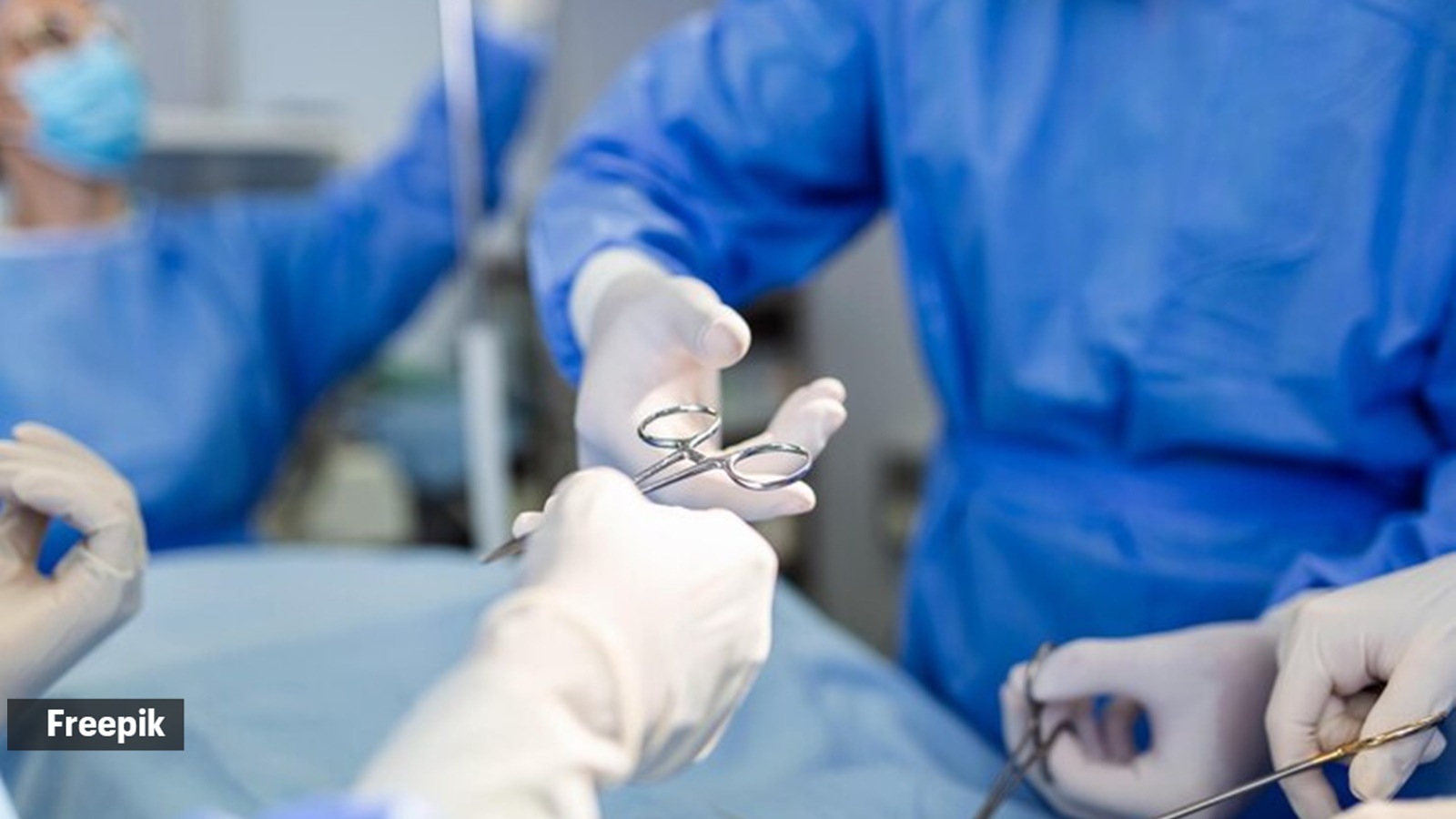Surgeons recall first experience of spearheading a surgery: ‘When the OT lights came on, I felt butterflies in my stomach’ | Feelings News