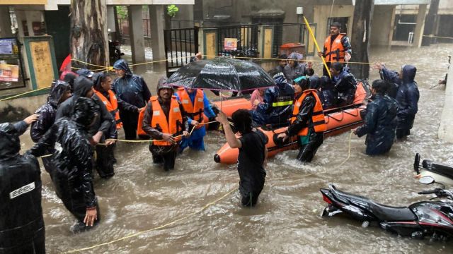 Pune Rains Live Updates: PCMC has issued an alert to citizens living in low lying areas along the banks of Pavana and Mula rivers