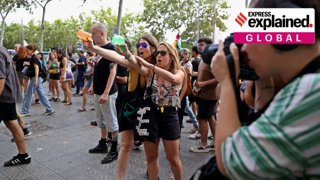 Why are Barcelona residents firing water pistols at tourists and asking ...