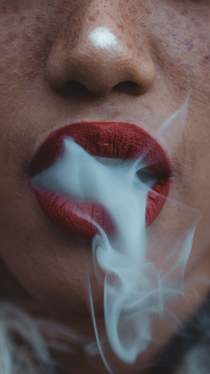 The impact of cigarette smoke on early menopause