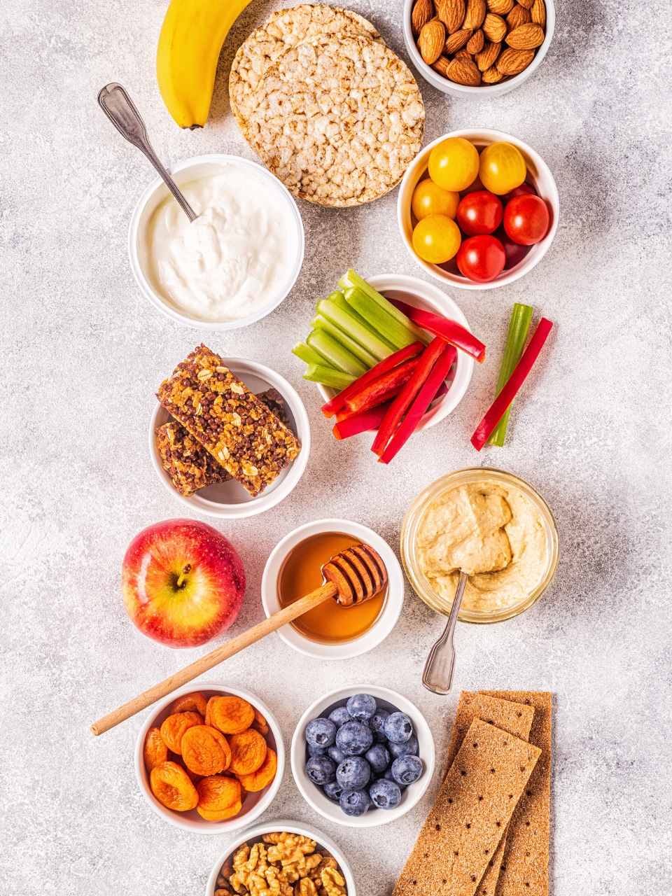 Navigating healthy snacking at work: Expert tips and choices