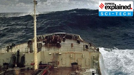 predicting ‘rogue waves’ using AI: What a new study found