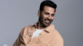 Akshay Kumar left Vivek Oberoi and Riteish Desjhmukh at dinner table to sleep at 9