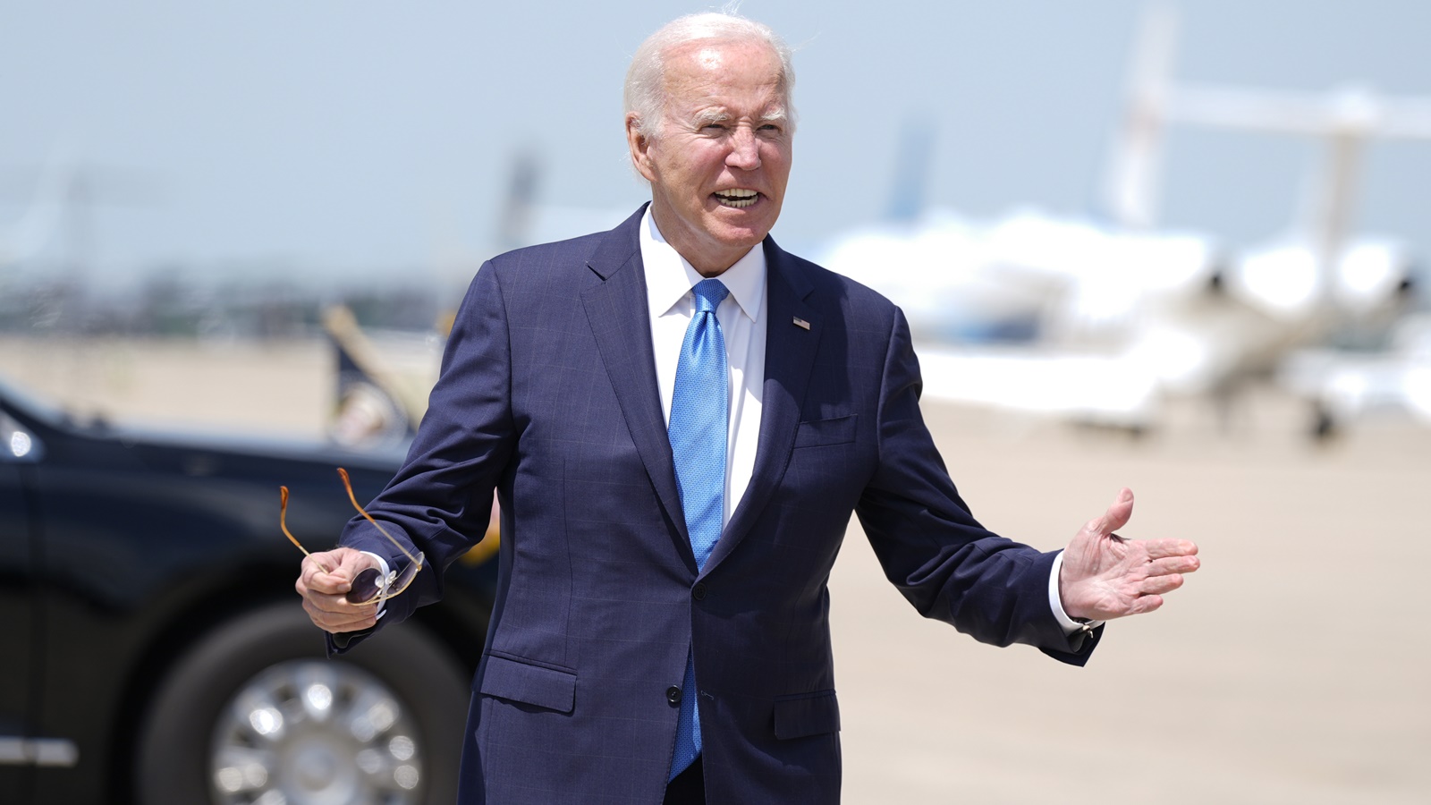 Biden says Trump a genuine danger to US security, admits Democrats