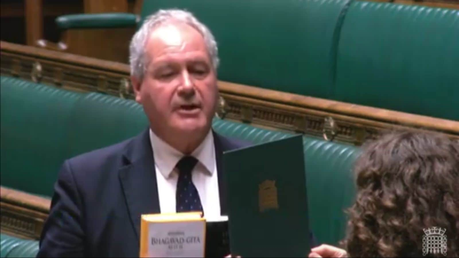 Watch Uks Conservative Mp Bob Blackman Takes Oath With Bhagavad Gita In Hand World News 2815