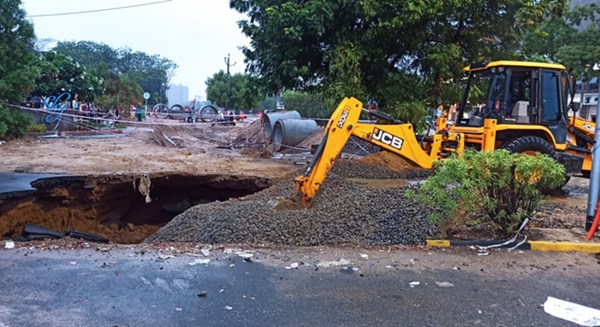 Gujarat Heavy rain, Ahmedabad flooding, Ahmedabad roads, Gujarat rainfall, Gujarat heavy showers, Ahmedabad northwest zone, southwest monsoon, Indian express news