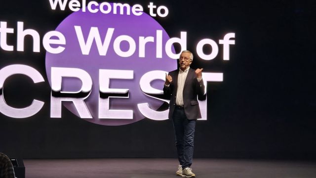 HMD CEO and Chairman Jean Francois Baril speaking at the launch of Crest series at JW Marriott, New Delhi.