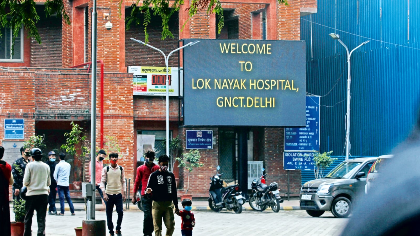 Amid shortage of heads, crucial issues linger at government hospitals