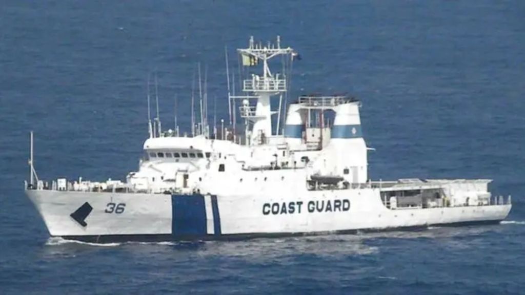 US Coast Guard patrol spots Chinese naval ships off Alaska island ...