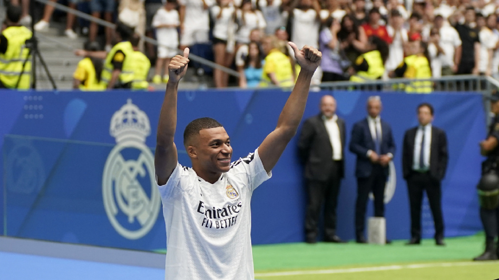 BREAKING! Mbappe Unveiled as Newest Galactico! Majestic Madrid Debut awaits