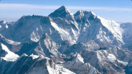 Mt. Everest(Photo: X/@subfossilguy)