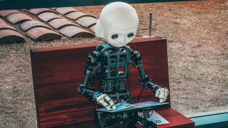 Artificial intelligence will also be used to customise learning experiences for each student.