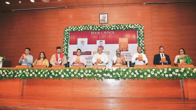 Ahmedabad Rath Yatra, book on Rath Yatra, Ahmedabad Rath Yatra celebrations, Sanjay Srivastava, Ahmedabad Rathyatra: A Journey of Miracles, Bhupendra Patel, MoS home Harsh Sanghavi, Indian express news