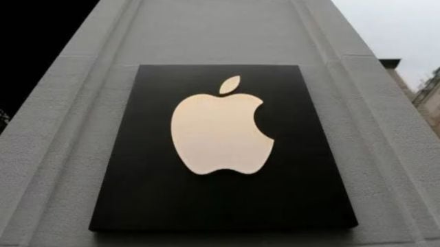 apple ai, apple intelligence, apple ai eu delay, apple eu probe, eu digital markets act, apple ai strategy