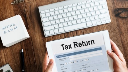 The last day to file your ITR form for deductions and exemption is July 31, 2024. (Source: Freepik)