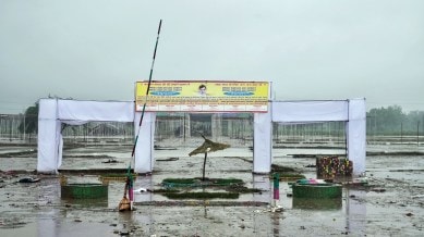 Hathras Stampede Incident, Bhole Baba Satsang Live, hathras stampede, up stampede, hathras satsang stanpede, hathras stampede deaths, hathras stampede death toll, religious event stampede, hathras stampede reason, hathraas religious event stampede, indian express