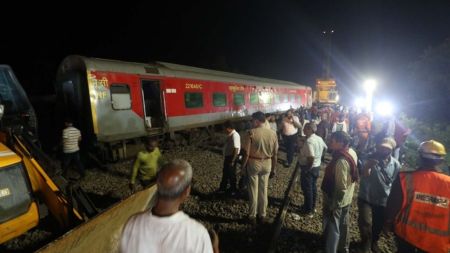Gonda train accident