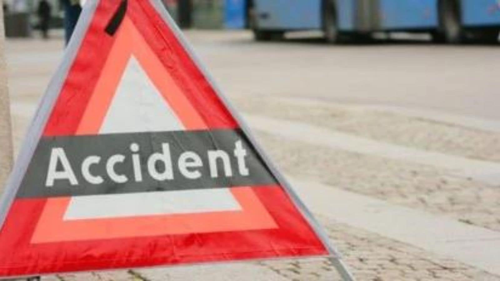 Mother, son killed in road accident on Delhi-Meerut Expressway as car ...