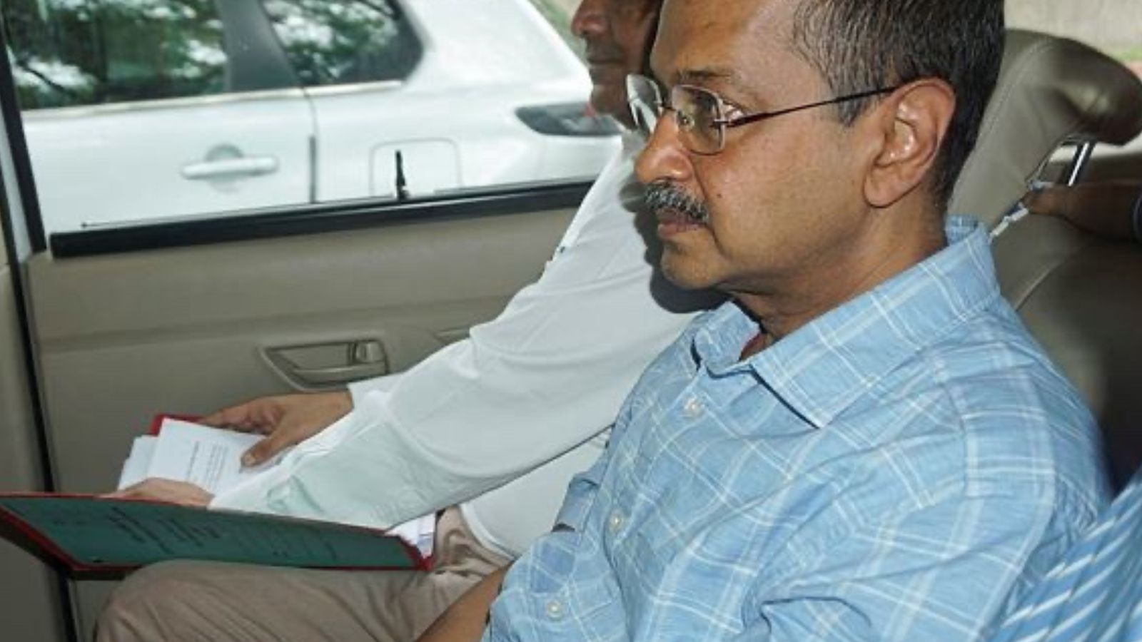 Excise Policy Case Arvind Kejriwal Moves Delhi Hc Seeking Bail In Cbi