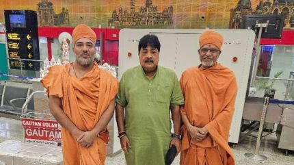 Chirag Zaveri had posted pictures with religious seers at the Vadodara airport before his departure to the US last week