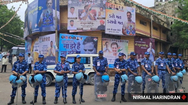 Ahmedabad police book BJYM workers for rioting outside Congress ...