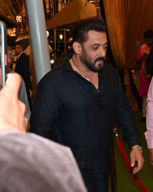 Salman Khan looked dapper as he entered the Ambani Haldi in a black kurta.