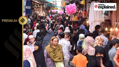 Muslim women shopping during the last phase of the holy month of Ramzan in Jaipur.