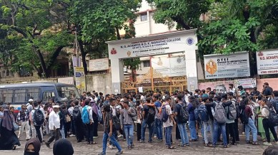 mumbai chembur college dress code hijab