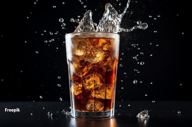 Diet soft drinks are designed to taste similar to regular soft drinks
