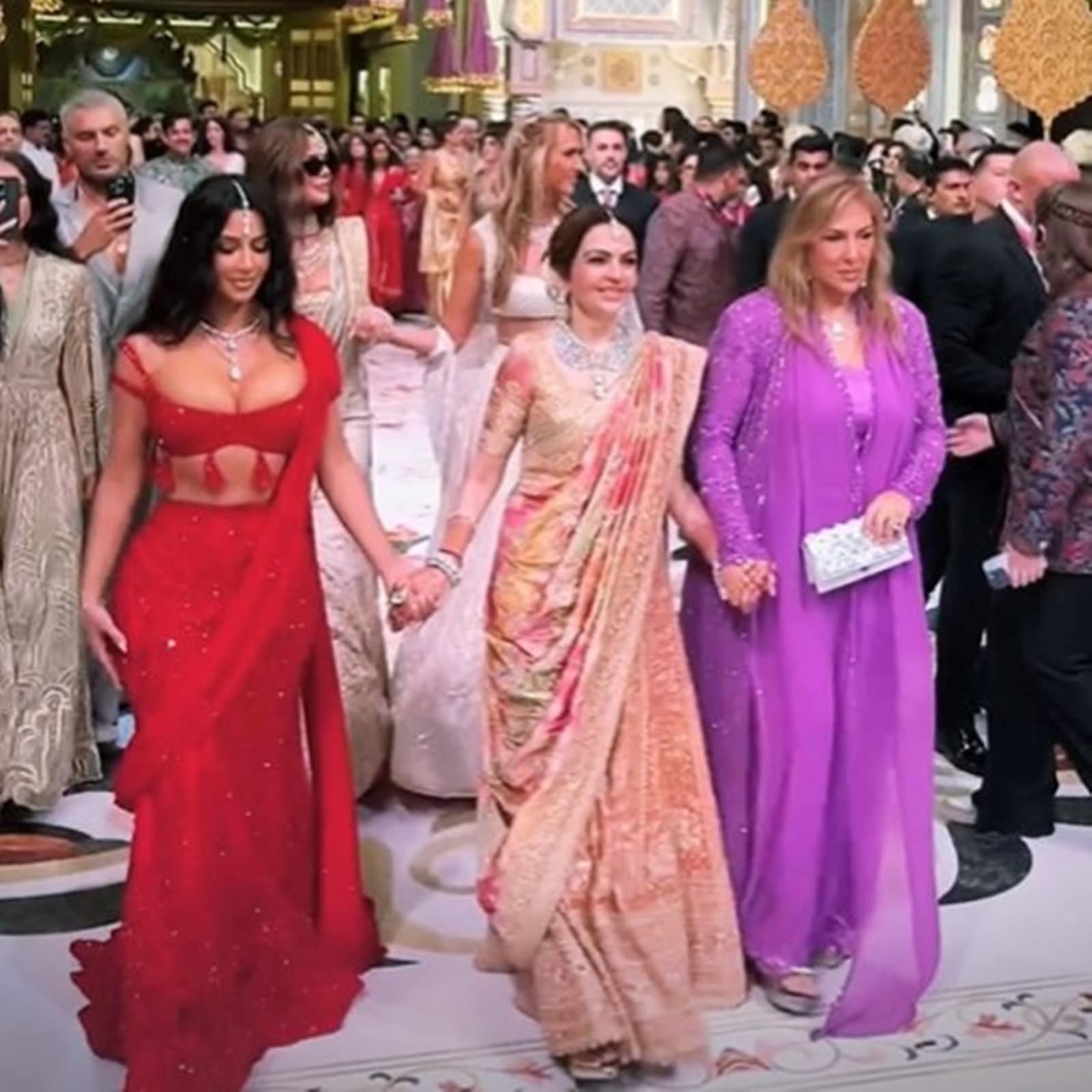 Kim and Khloe Kardashian take India by storm in Manish Malhotra saris ...