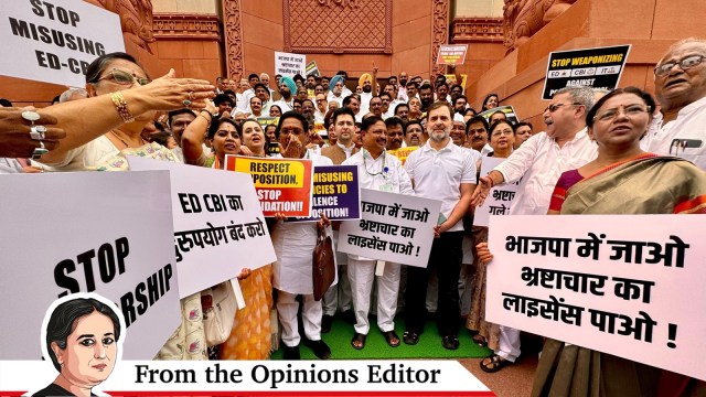 Opposition INDIA bloc's MPs protesting at Parliament premises. (Photo: Congress/ X)