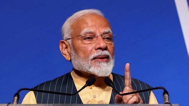 PM Modi meets economists ahead of Budget for 2024-25 | Business News ...