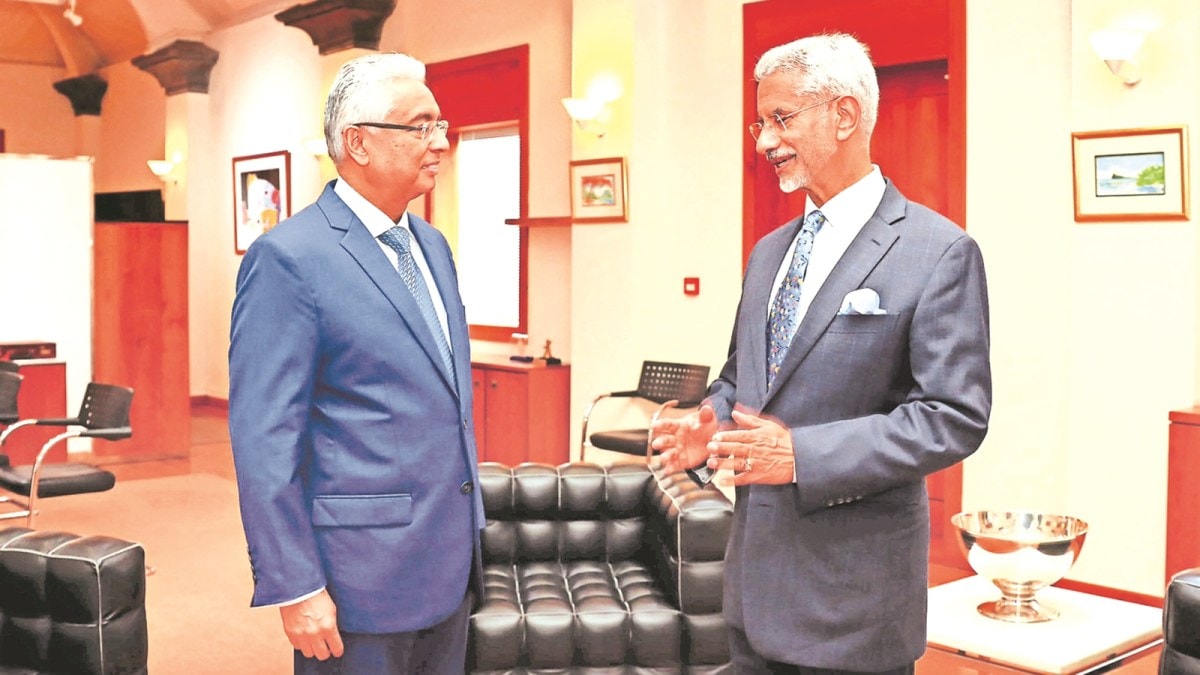 S Jaishankar, Jaishankar Mauritius visit, Mauritius PM Pravind Jugnauth, Mauritius PM in Port Louis, Indias partnership with Mauritius, Indian Ocean region, Indian express news