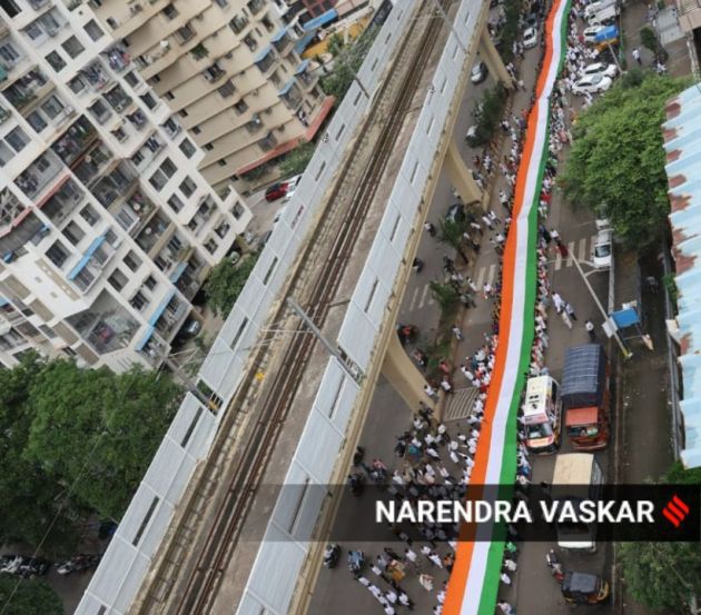 1111 fit long tricolor rally has organized at Kharghar in Navi Mumbai on the occasion of 78th Independence Day on Thursday. Express photo and video by Narendra vaskar