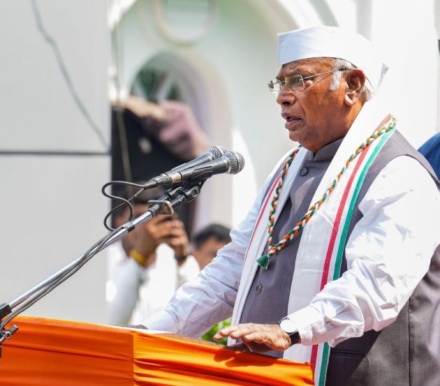Independence Day flag hoisting by Congress President Shri @kharge at AICC HQ.