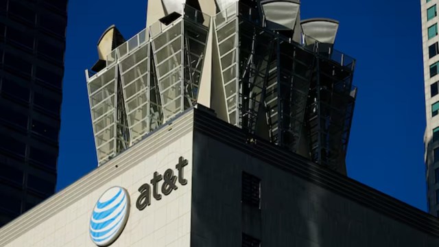 Major 911 outage hits US, several cities in California, Texas, Alabama ...