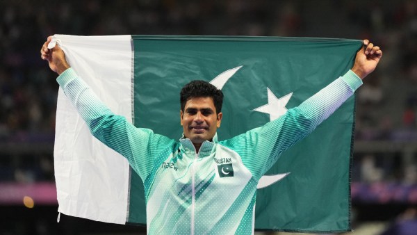  Arshad Nadeem of Pakistan celebrates winning gold and setting a new Olympic record.