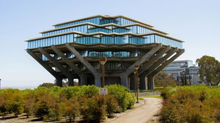 UIUC vs. UCSD: Both schools are renowned globally for their stellar Computer Science curriculum.