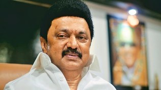 Congress, DMK allies, boycott, Independence Day tea party, Tamil Nadu Governor, R N Ravi, TNCC President, K Selvaperunthagai, Tamil Nadu government, political activities of governors, Prime Minister Narendra Modi, VCK, Thol Thirumavalavan, anti-Tamil Nadu actions, CPI, CPI (M), MDMK, Raj Bhavan, protest, tea party boycott.