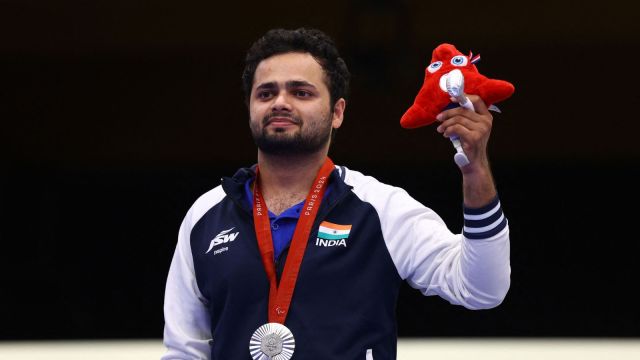 Manish Narwal silver medal at Paralympics 2024