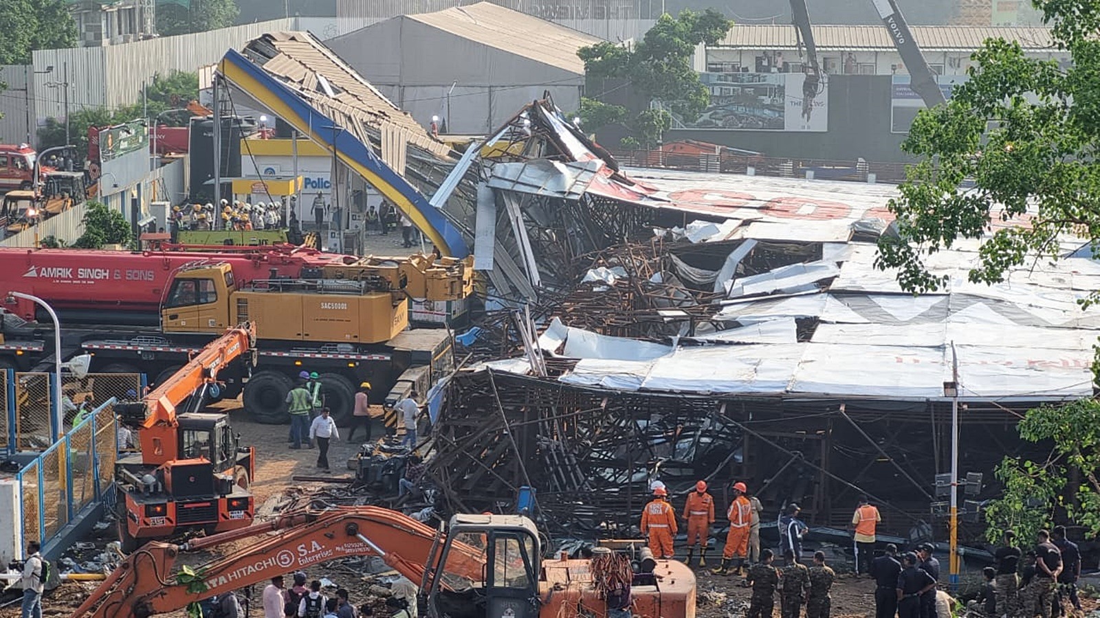 Mumbai Hoarding Collapse
