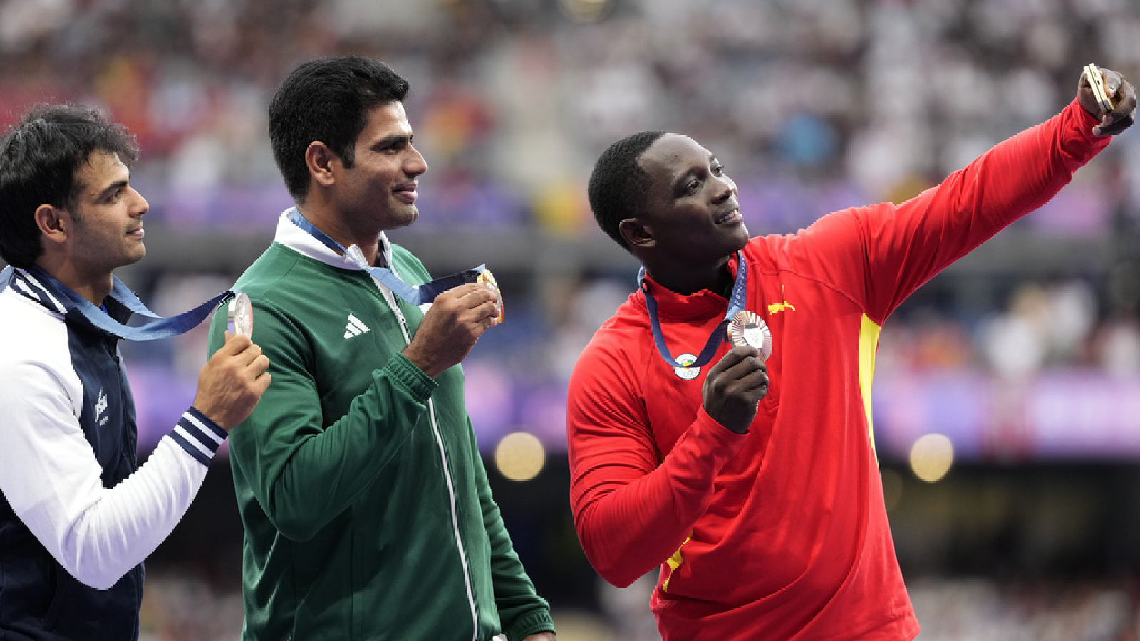 Olympics The story behind the Arshad Nadeem and Neeraj Chopra selfie